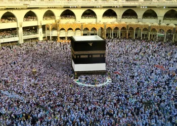 Suudi Arabistan’dan flaş karar! Kabe yeniden ibadete açılabilir