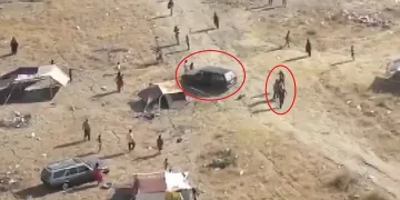 Bursa’da bir sürücü aracını insanların üzerine sürdü!