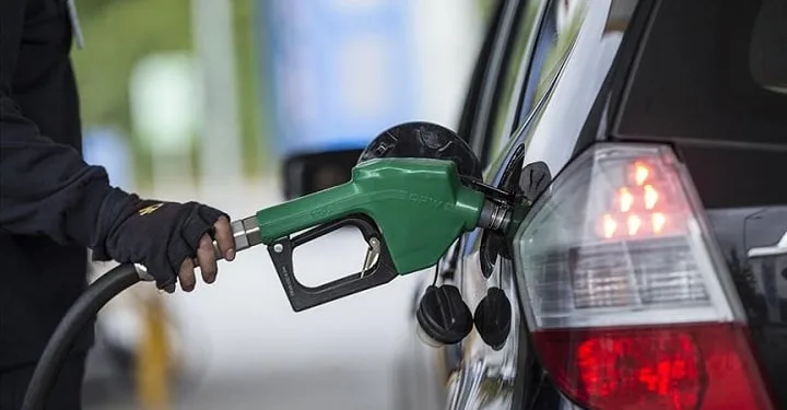 Benzine zam geliyor