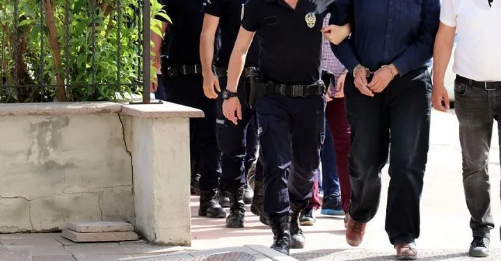 Bursa’da uyuşturucu operasyonu: 20 gözaltı