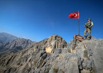 Ağrı’da teröristlerle çıkan çatışmada 2 asker şehit oldu