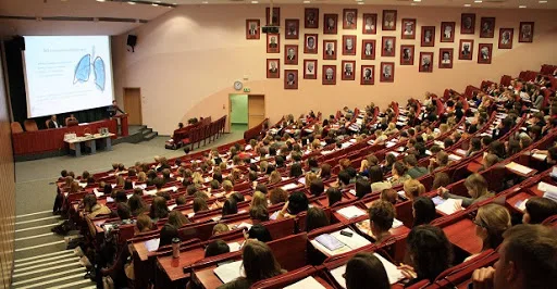Türkiye’de aktif 7 milyon 940 bin üniversite öğrencisi var