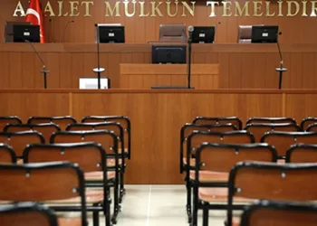 Bursa’da tartıştığı kişiyi silahla yaraladığı iddia edilen sanık yargılanıyor
