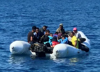 Yunanistan’ın ölüme terk ettiği 69 göçmen kurtarıldı