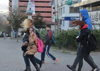 Bursa Valiliği’nden fırtına uyarısı!