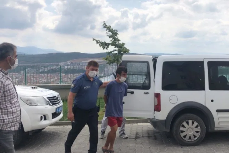 Bursa’da polis alıcı kılığına girerek yakaladı