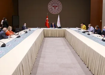 Bilim Kurulu Üyesi koronavirüse yakalandı