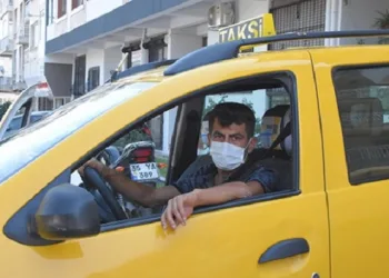 Taksisinde 2,5 kilo altın unuttular!