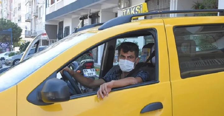 Taksisinde 2,5 kilo altın unuttular!