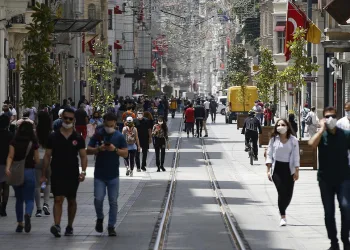 İstanbul Valisi: Allah rızası için dışarı çıkmayın