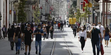 İstanbul Valisi: Allah rızası için dışarı çıkmayın