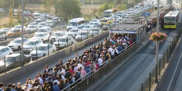 İstanbul Valiliği’nde “kademeli mesai” toplantısı