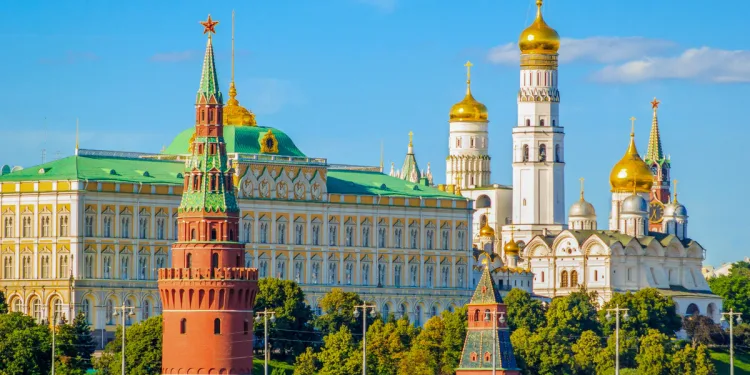Kremlin’den açıklama: Navalnıy Rusya’ya dönmekte özgür