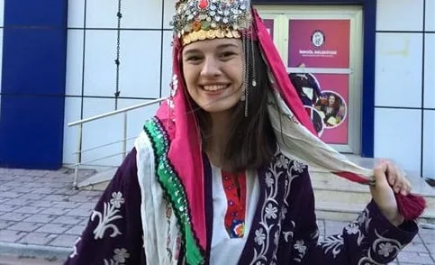 İnegöl Belediyesi halk dansları öğrencisinden gururlandıran başarı