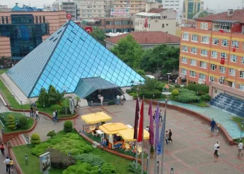 Bursa’da AVM’lerde HES kodu zorunluluğu getirildi