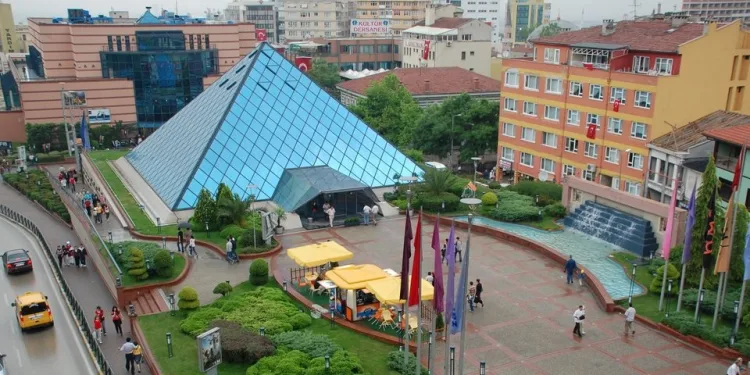 Bursa’da AVM’lerde HES kodu zorunluluğu getirildi