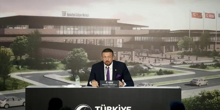 TBF Başkanı Hidayet Türkoğlu’ndan Ergin Ataman’a eleştiri