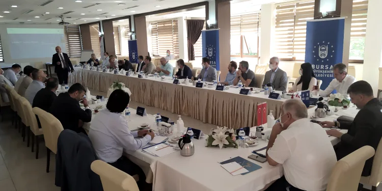 Bursa’da ‘Yalın Belediyecilik’ eğitimleri sürüyor
