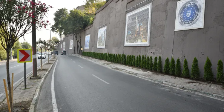 Bursa’da istinat duvarları estetik görünüme kavuştu