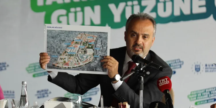 Bursa’da 20 bin konut kentsel dönüşümle yenileniyor