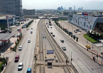 T2 hattında ilk ateşlemeyi Başkan Aktaş yaptı