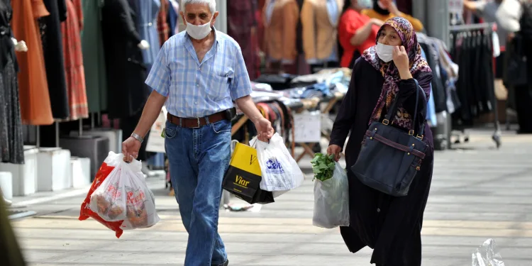 Yalova’da 65 yaş üstünün sokağa çıkma kısıtlamasında saatler değiştirildi