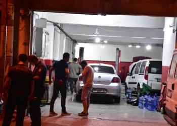 ‘300 liramı neden vermiyorsun’ dedi, dehşet saçtı