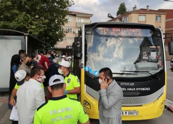 Bursa’da 25 koltuklu minibüsten 40 kişi çıktı