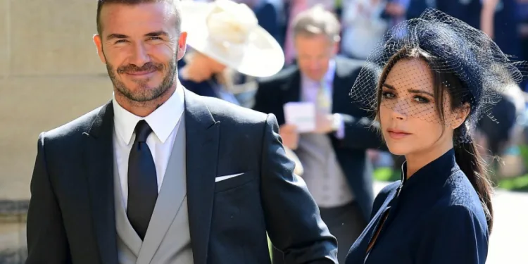 David Beckham sosyal medyada eşinin kalçalarını paylaştı