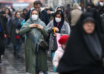 İran’da vaka sayıları yeniden 3 binin üzerine çıktı