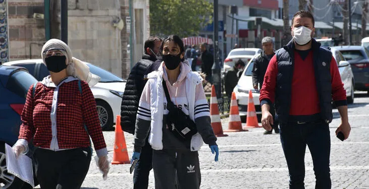 Serinlemek için ıslak maske kullananlara uyarı