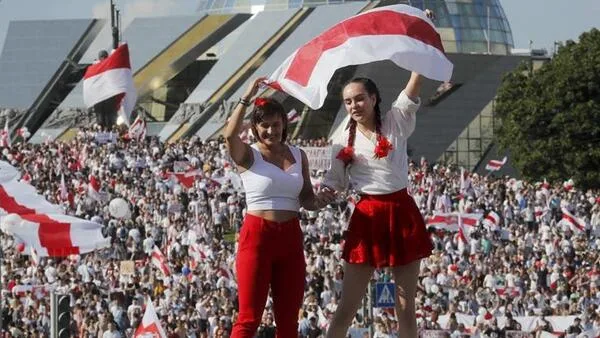 Belaruslu muhalif, iktidar değişikliği için Macron’dan yardım istiyor