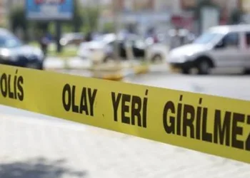 Otel odasında ölü bulunan hakim, kendisini kazara vurmuş