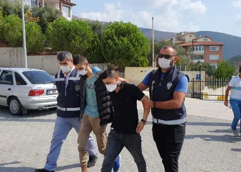 Bursa’da fuhuş tuzağı kuran gaspçılar tutuklandı