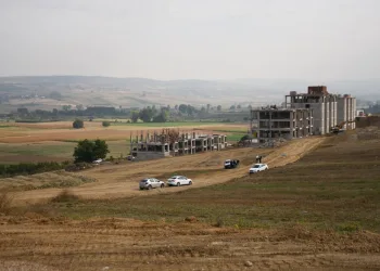 İnegöl’e 8 kilometrelik yol ağı