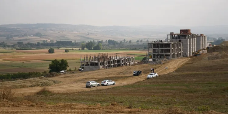 İnegöl’e 8 kilometrelik yol ağı
