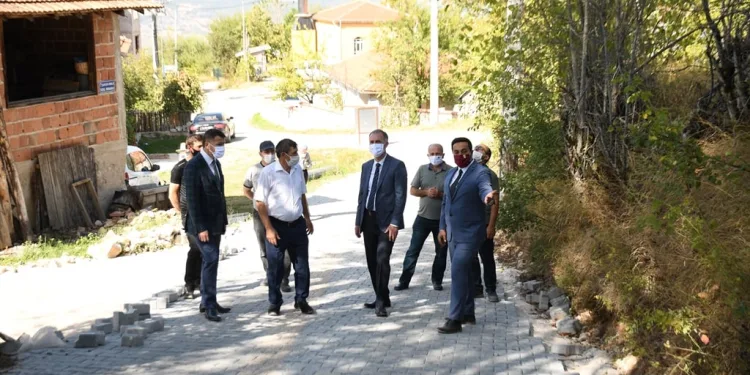 Çaylıca Mahallesi sokakları parke taşla kaplanıyor