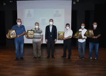 İnegöl’de emekli olsan personellere veda töreni