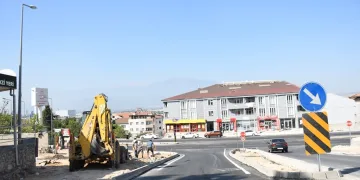 İnegöl-Yenişehir yolunun çevresi düzenleniyor