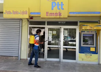 Osmangazi’de virüse karşı kamu binaları dezenfekte ediliyor