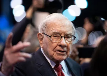 Ünlü yatırımcı Warren Buffett, Apple hisselerinden servetine servet kattı