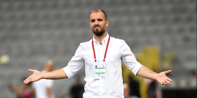 Bursaspor Teknik Direktörü Mustafa Er: Takımda özgüven eksikliği var