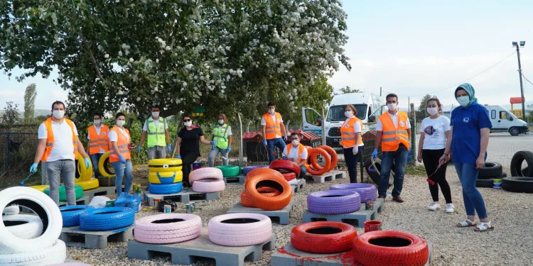 Mustafakemalpaşa hayvan barınağı renkleniyor