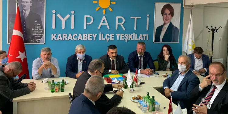 İYİ Partili Türkoğlu: “Ali Özkan hesap versin, 52 bin TL nerede?”