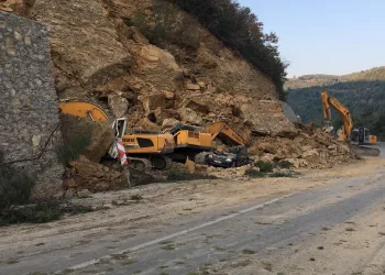Bursa’da heyelan faciası! 1 işçi yaşamını yitirdi