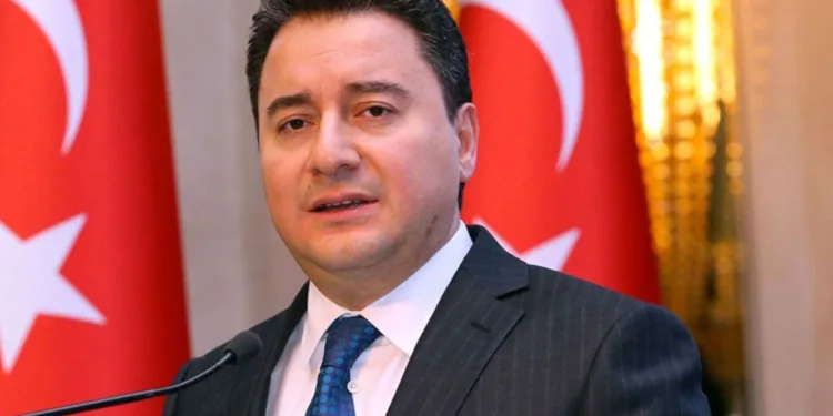 Kovid-19 tedavisi gören Babacan’dan açıklama
