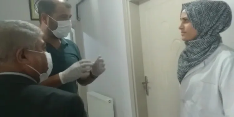 Bursa’da kaçak muayenehaneye baskın! 5 Suriyeli gözaltında