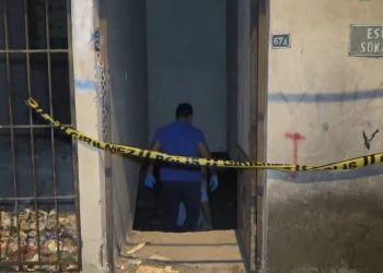 Bursa’da polis ve uyuşturucu satıcıları arasında çatışma