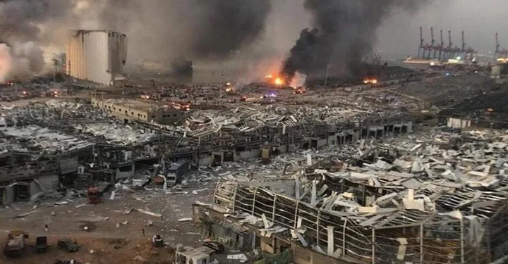 Beyrut’taki patlamada enkazdan nabız sinyali!
