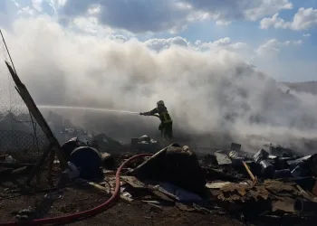 Bursa’da çöplerin atıldığı alanda yangın!
